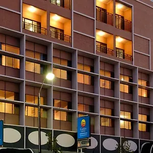 Hotel Riviera, Adelaida