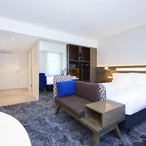 Express Centre By Ihg Hotel